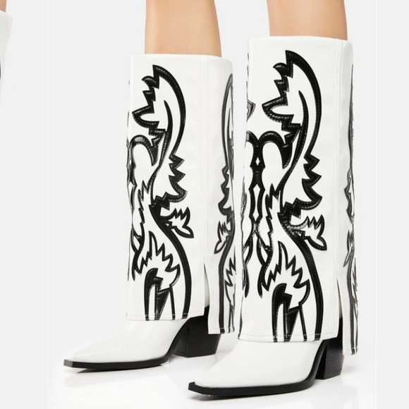 Azelea Wang Shoes - (BNIB)Azalea Wang simply cowboy boots in white/black(8)this seasons must have